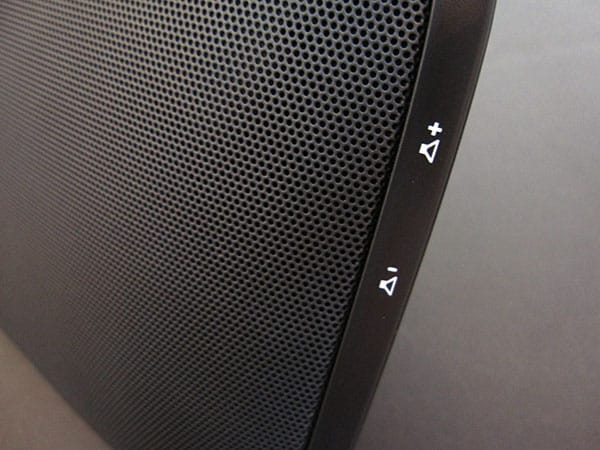 Обзор: Перезаряжающаяся колонка Logitech S315i для iPod + iPhone