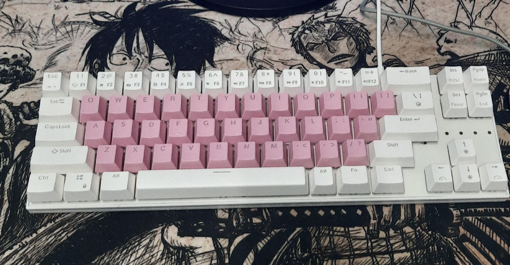 RK ROYAL KLUDGE RK68 - Melhor Teclado 65%