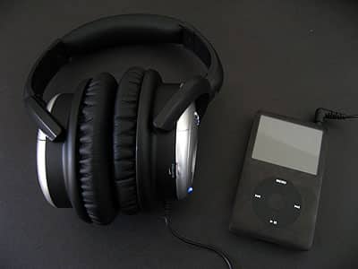 Recensione: Cuffie con cancellazione del rumore Creative Aurvana X-Fi