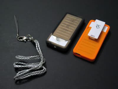 2005年末のファーストルック: カプセル、eVo 3、iFace、ソフトアーマー、SoundUp、Tetran、Bluetoothなど!