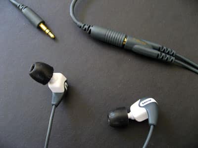 レビュー: Shure SE210 サウンドアイソレーティングイヤフォン