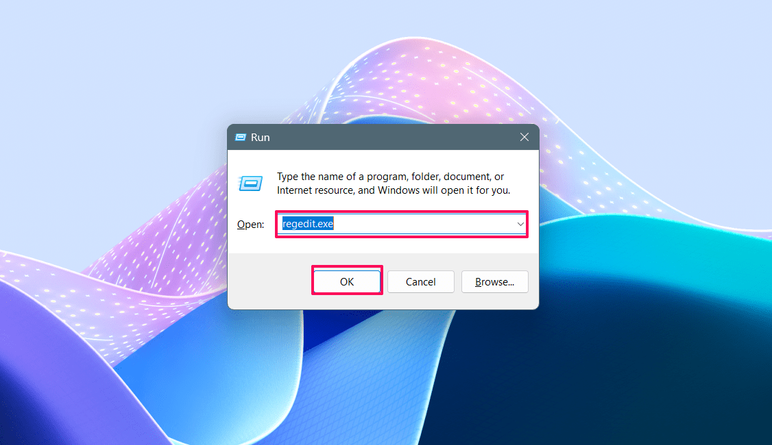 Digita regedit per eseguire il prompt