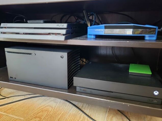 Verifique la ventilación de la consola - Xbox One se enciende y se apaga instantáneamente