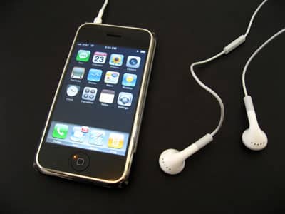 Обзор: стереогарнитура Apple iPhone