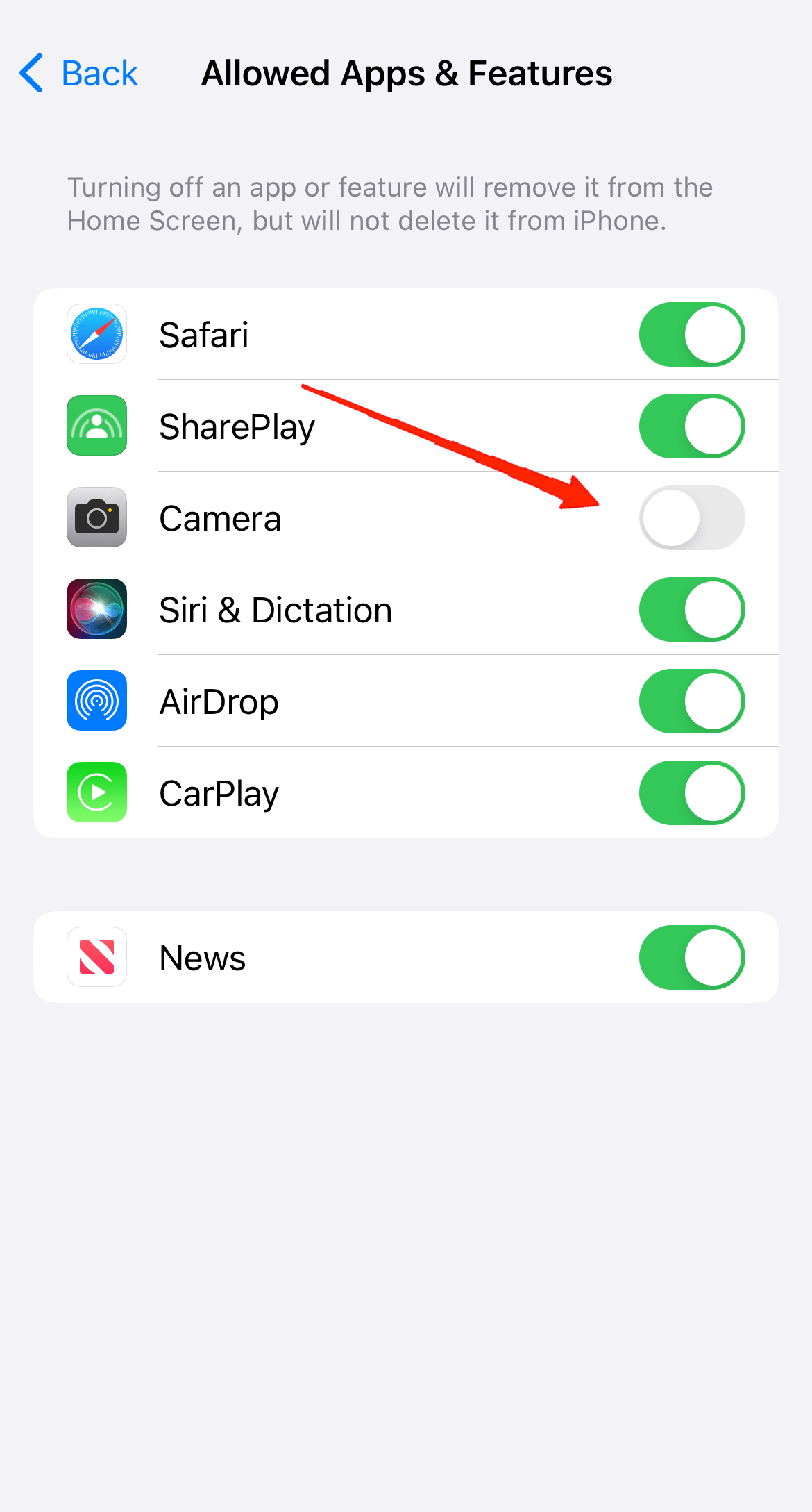 Localisez l'application de caméra dans la liste et désactivez-la.